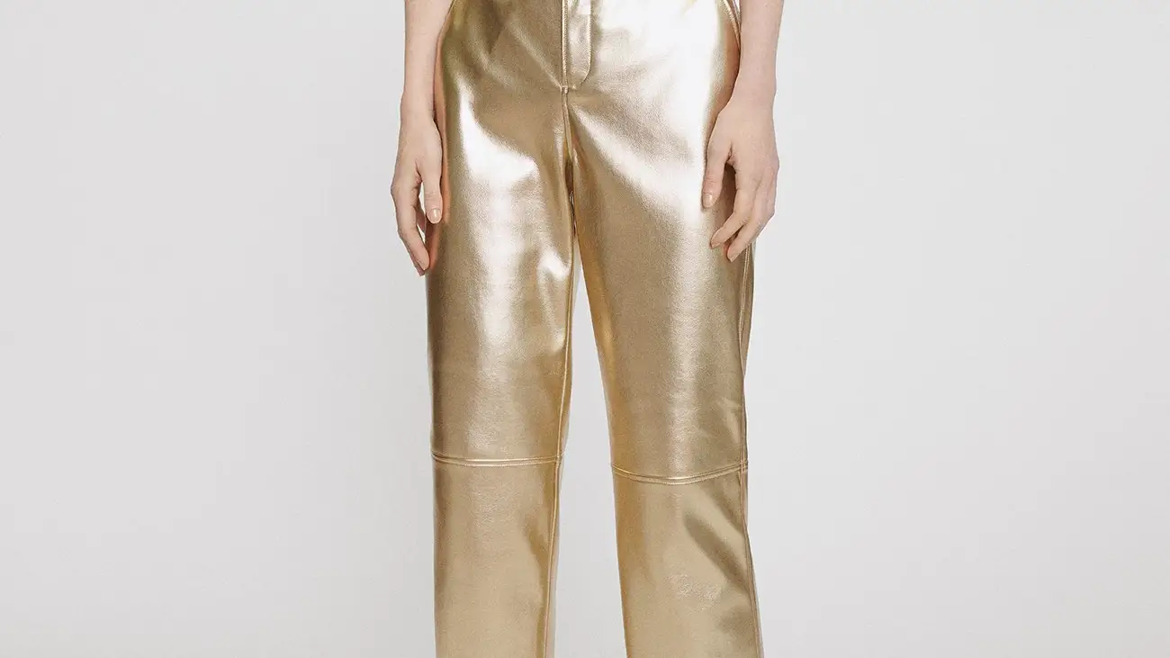 Pantalón dorado 