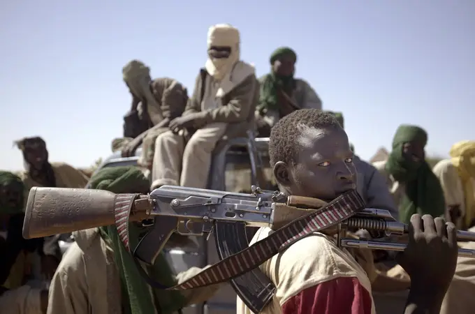 El oro de Wagner, la extensión del yihadismo y una crisis de refugiados: lo que hay en juego si el conflicto de Sudán se prolonga