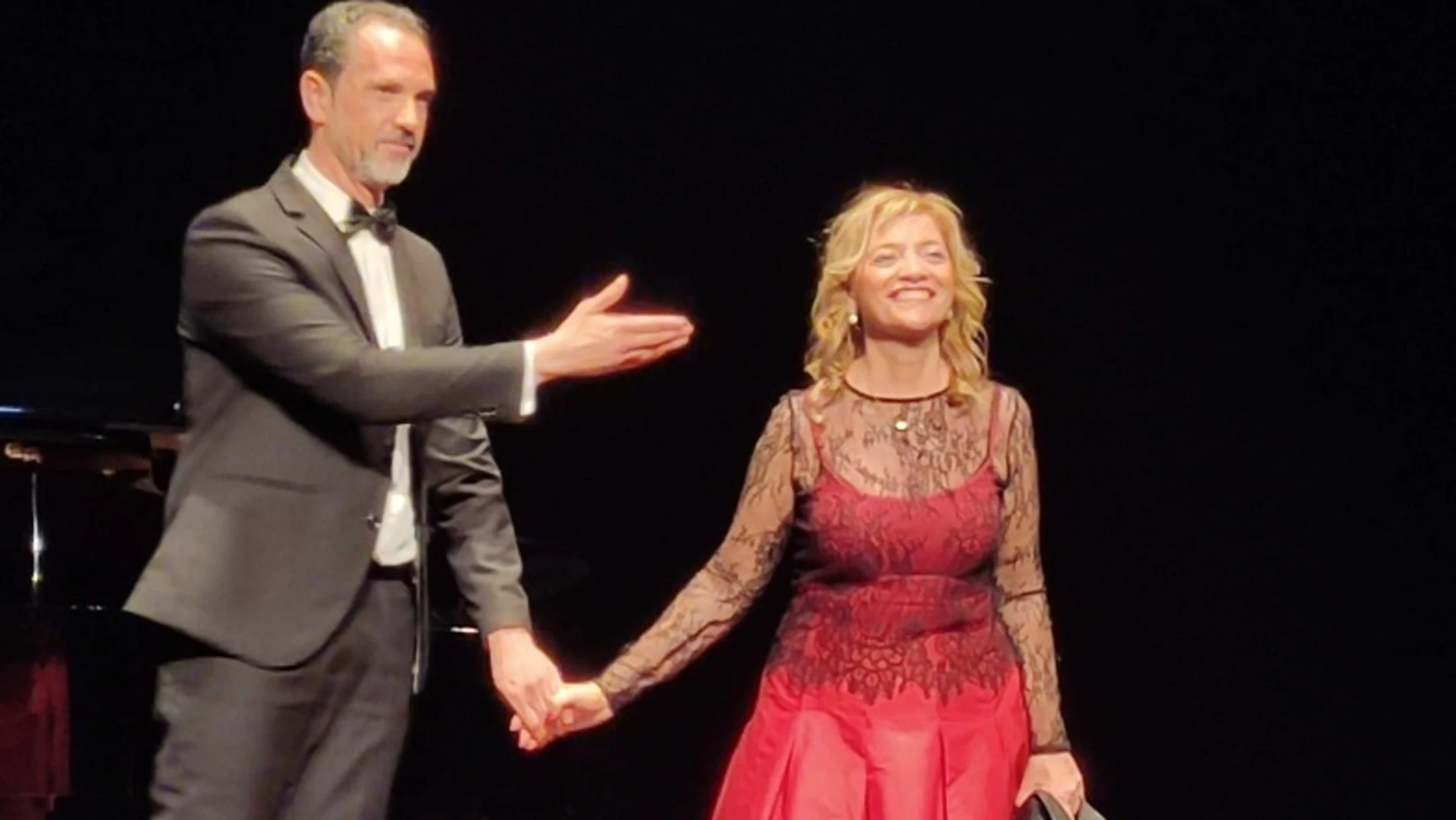 El pianista Juan José Cosano y la soprano Ana María Moya en una reciente actuación. FUNDACIÓN CAJA RURAL DEL SUR 18/04/2023