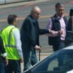 ¡Última hora! El Rey Juan Carlos regresa a España casi un año después. Así ha sido su llegada a Vigo