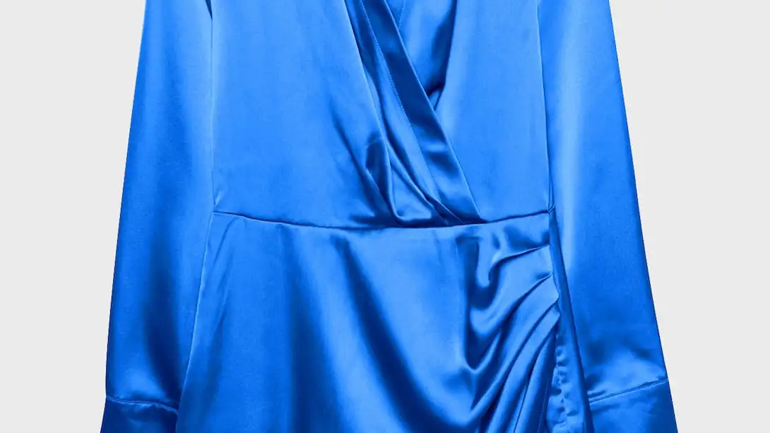 vestido corto satén
