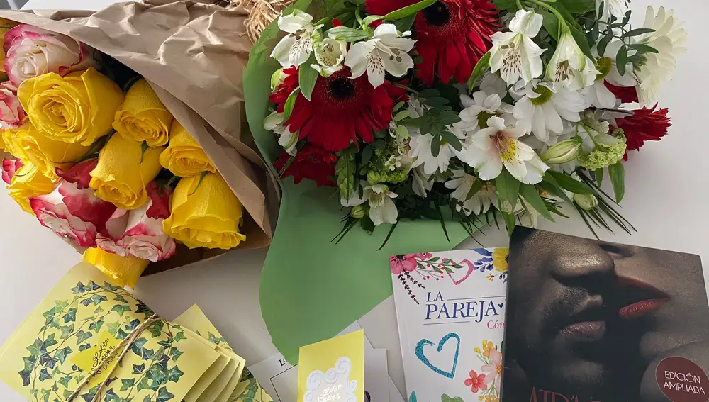 Flores, libros y perfumes por el Dia de la Madre