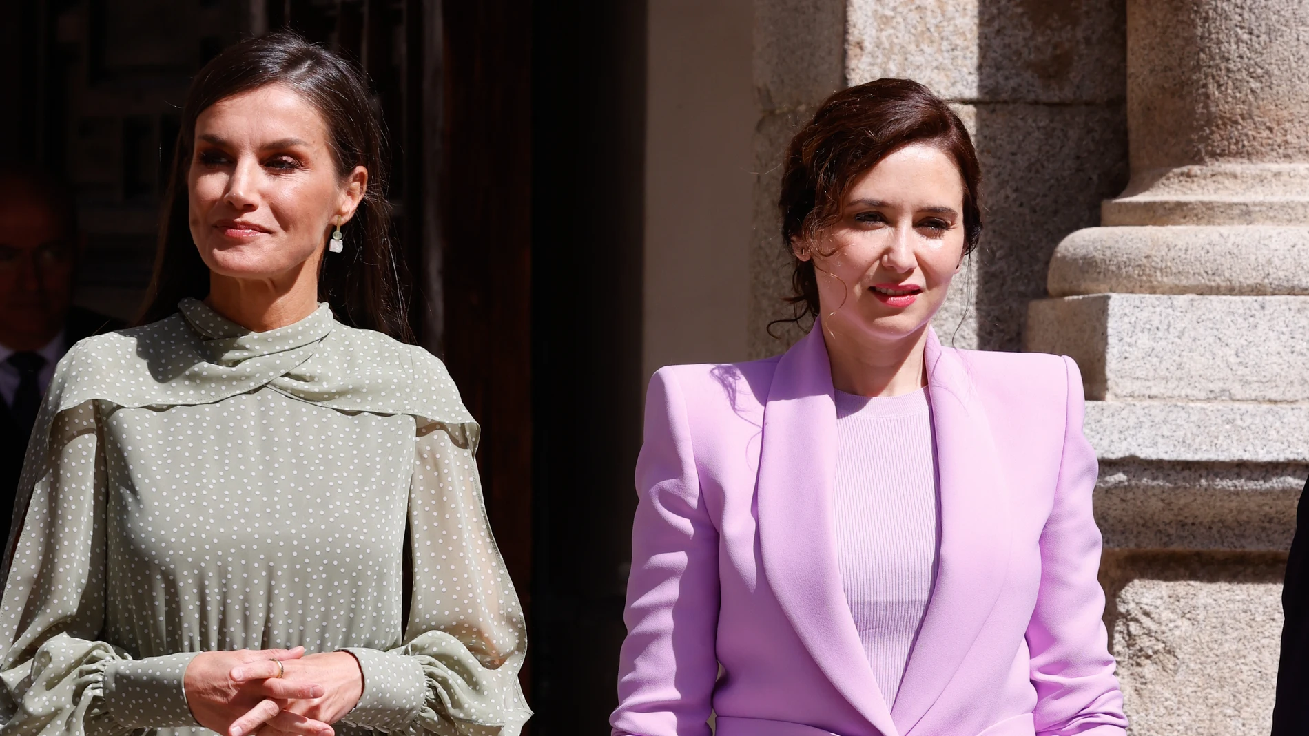 Isabel Díaz Ayuso junto a la Reina Letizia. 