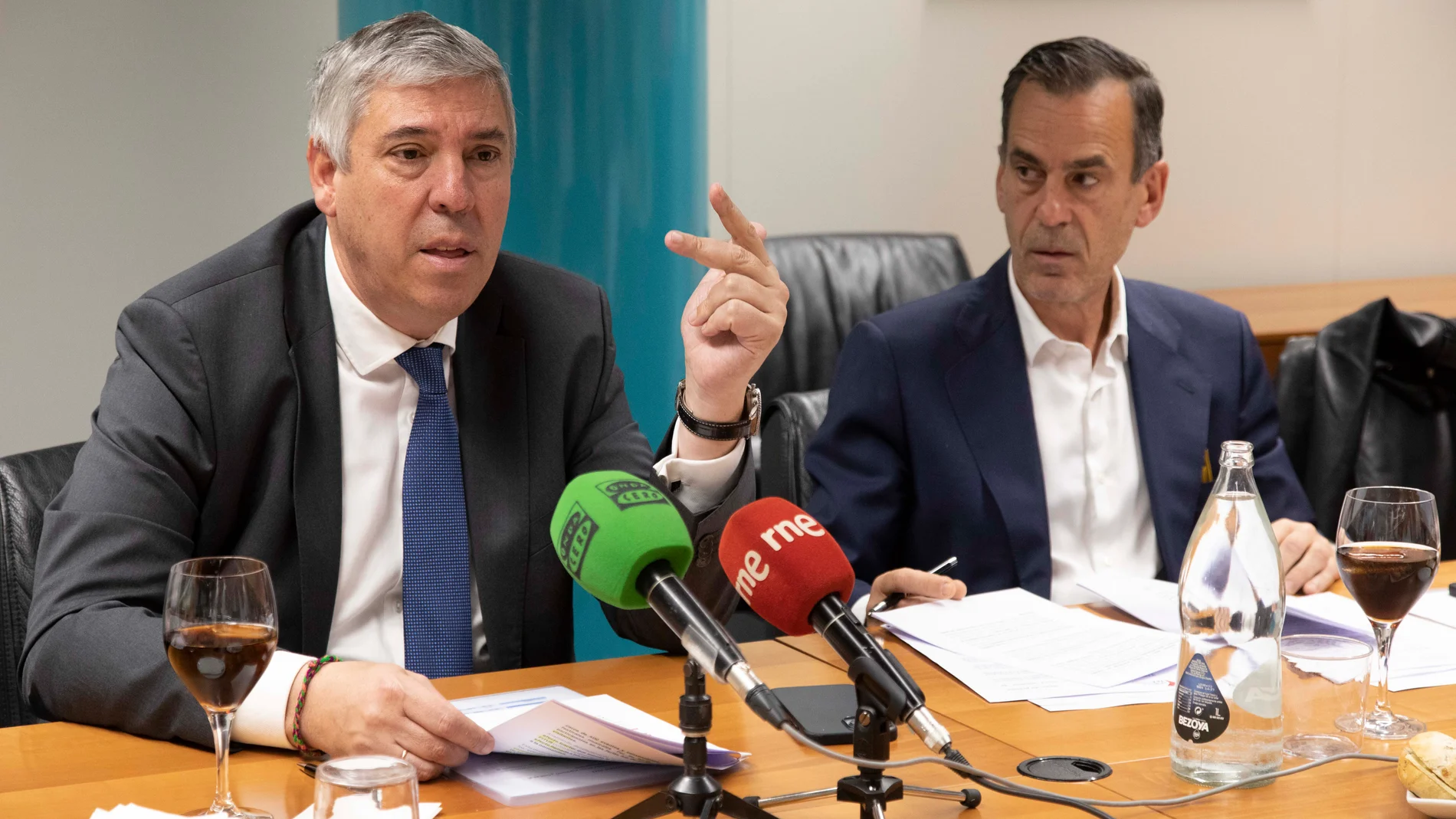 José Vicente de los Mozos, presidente del Comité Ejecutivo de IFEMA Madrid, y Juan Arrizabalaga, director general de IFEMA Madrid
