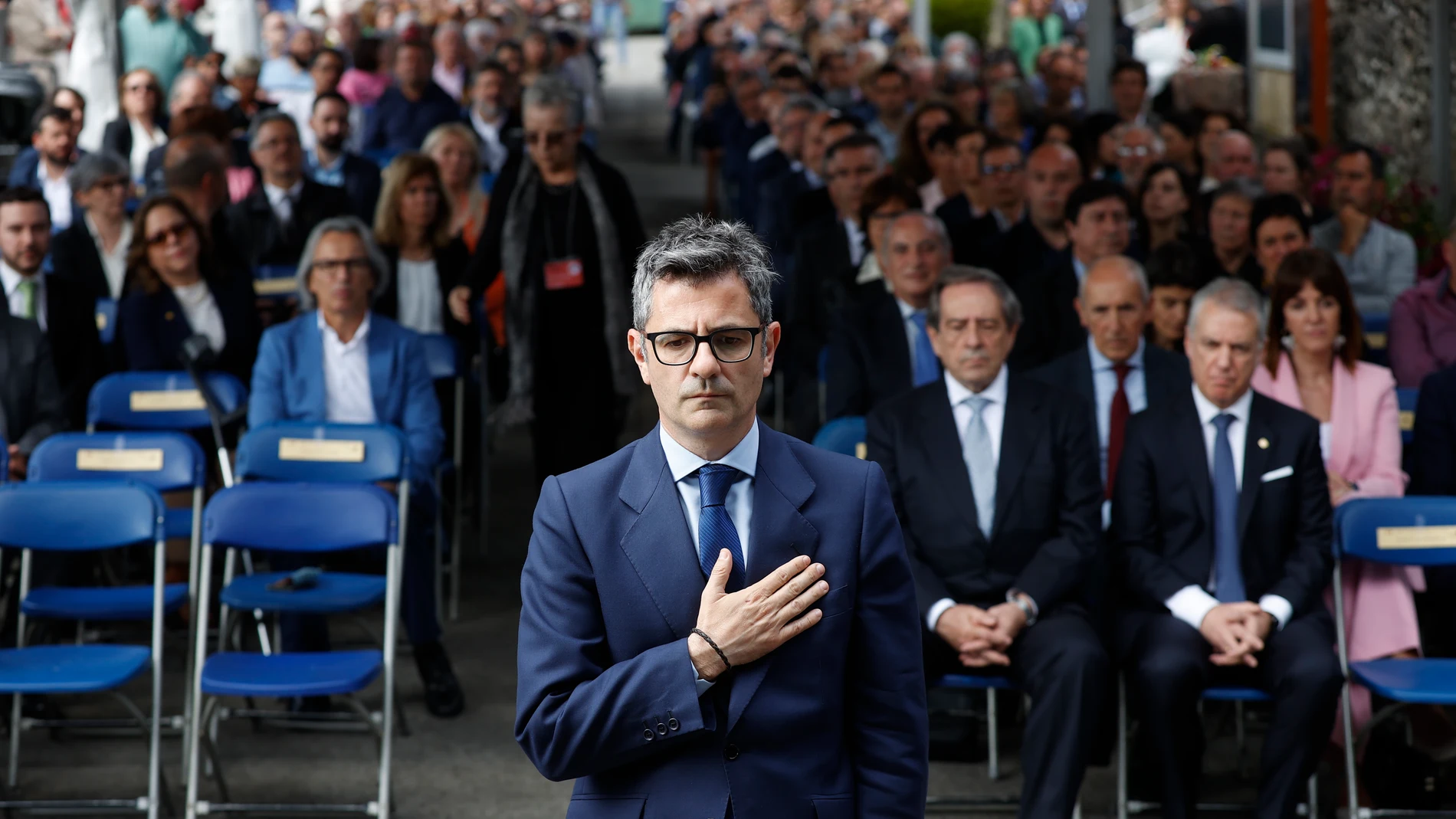 El ministro de Presidencia, Félix Bolaños, ha participado hoy en Guernica en los actos conmemorativos del 86 aniversario del bombardeo de la ciudad vasca