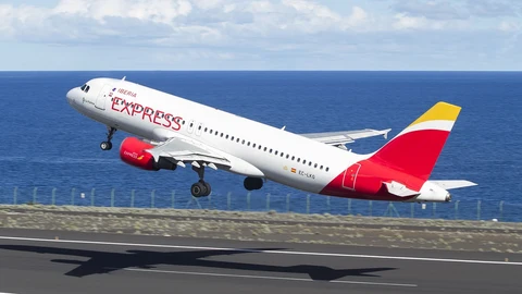 Economía/Empresas.- Iberia Express reinicia los vuelos entre Madrid y Menorca
