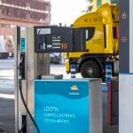 Economía.- Repsol lanza las primeras estaciones de servicio con combustible renovable 100% en España y Portugal