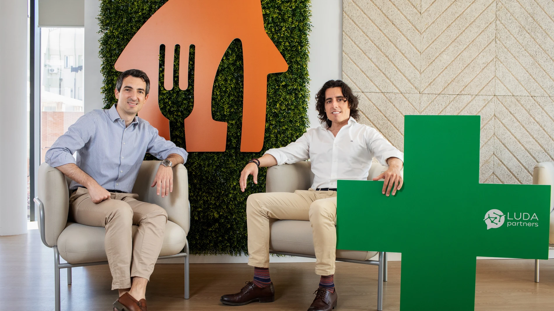Íñigo Barea, Director General de Just Eat España y Luis Martín Lázaro, cofundador de LUDA Partners
JUST EAT ESPAÑA
19/04/2023