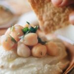 El hummus es uno de los platos más sencillos, más populares y más deliciosos del mundo