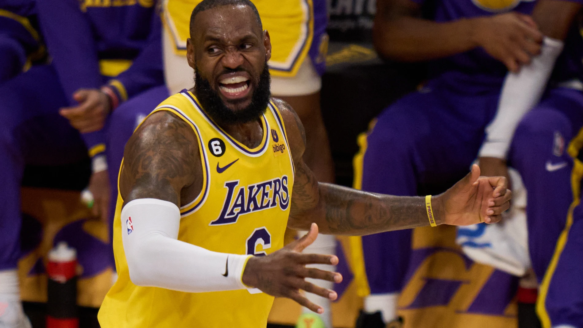 Tres años después, LeBron James y los Lakers vuelven a la final del Oeste