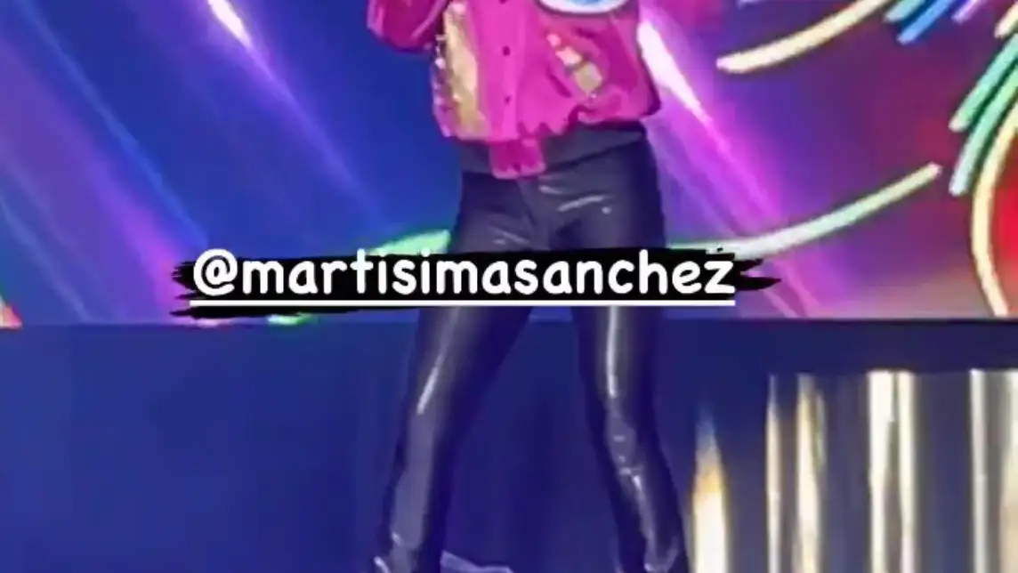 Marta Sánchez durante su concierto con motivo de San Isidro.