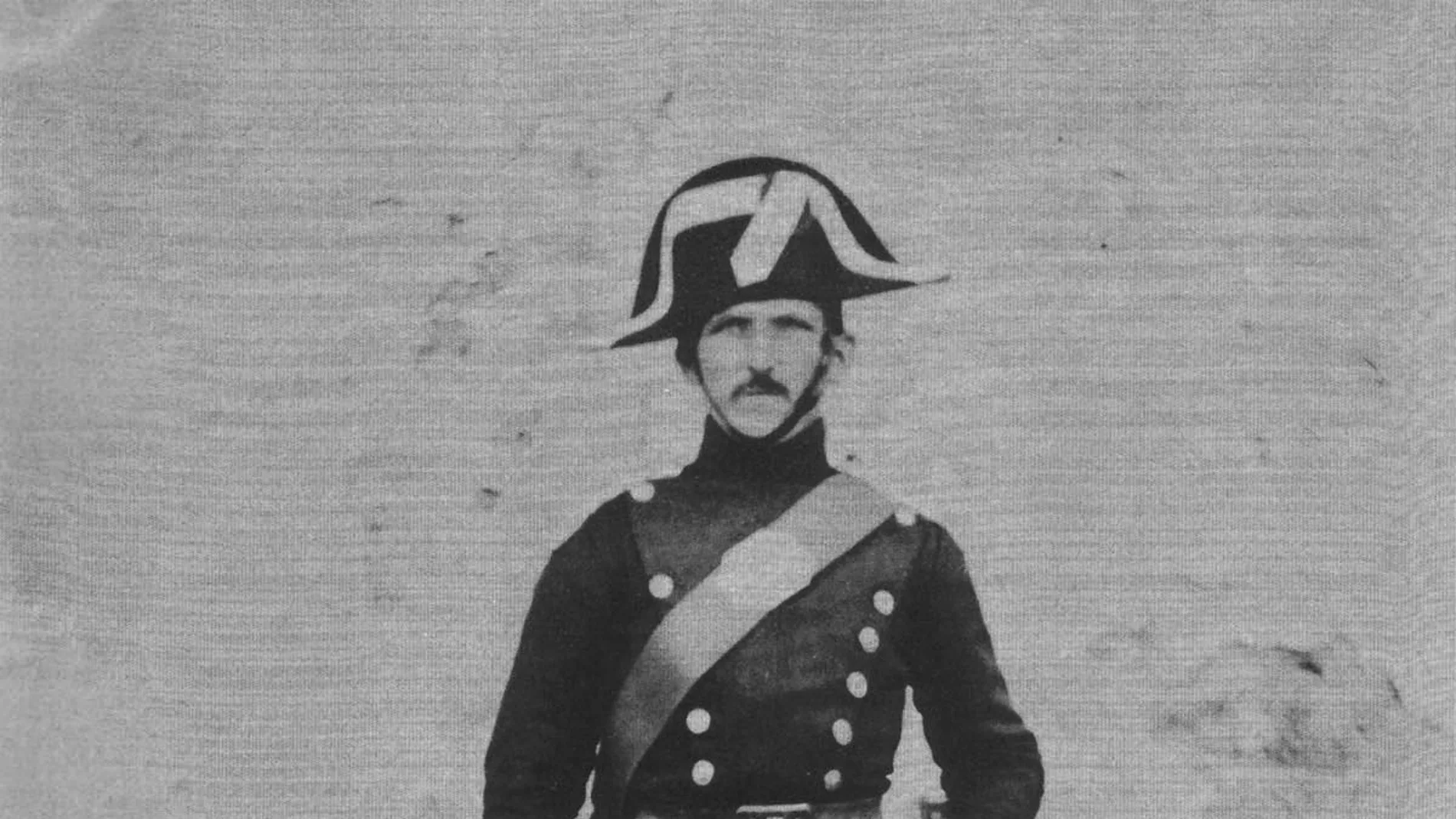 Primera fotografía conocida tomada a un Guardia Civil, en Reinosa entre 1855 y 1857