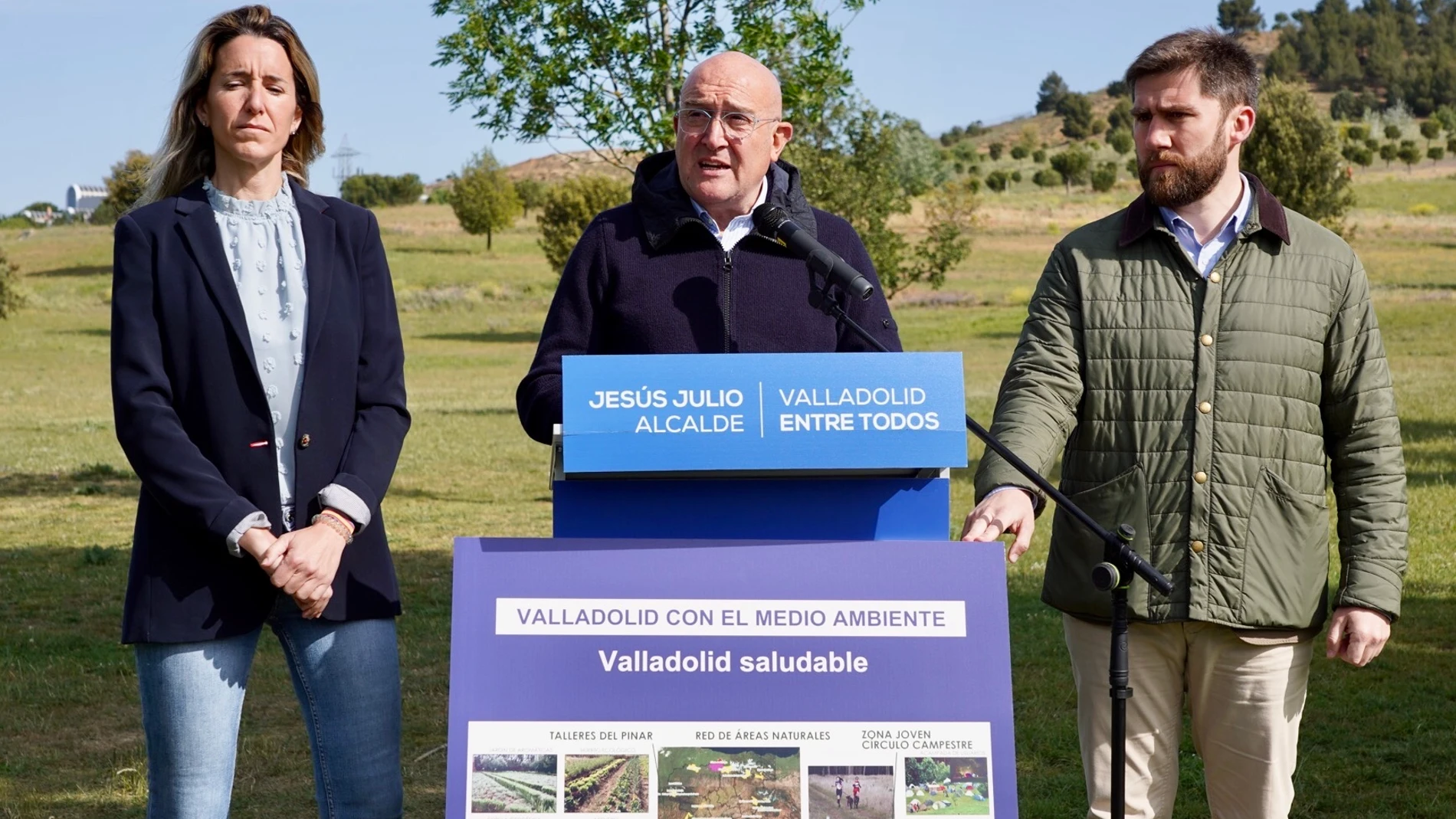 El candidato del PP al Ayuntamiento de Valladolid, Jesús Julio Carnero presenta las propuestas del programa electoral de Valladolid con el medio ambiente