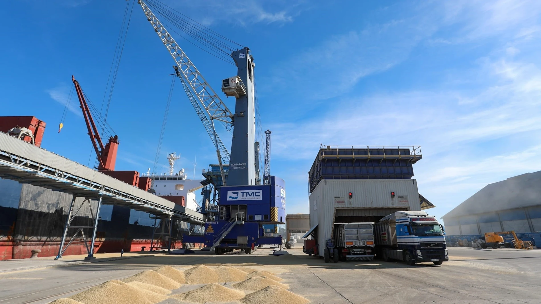 El tráfico de mercancías en el Puerto de Cartagena sigue en alza con cerca de 12,9 millones de toneladas movidas hasta abril AUTORIDAD PORTUARIA 17/05/2023