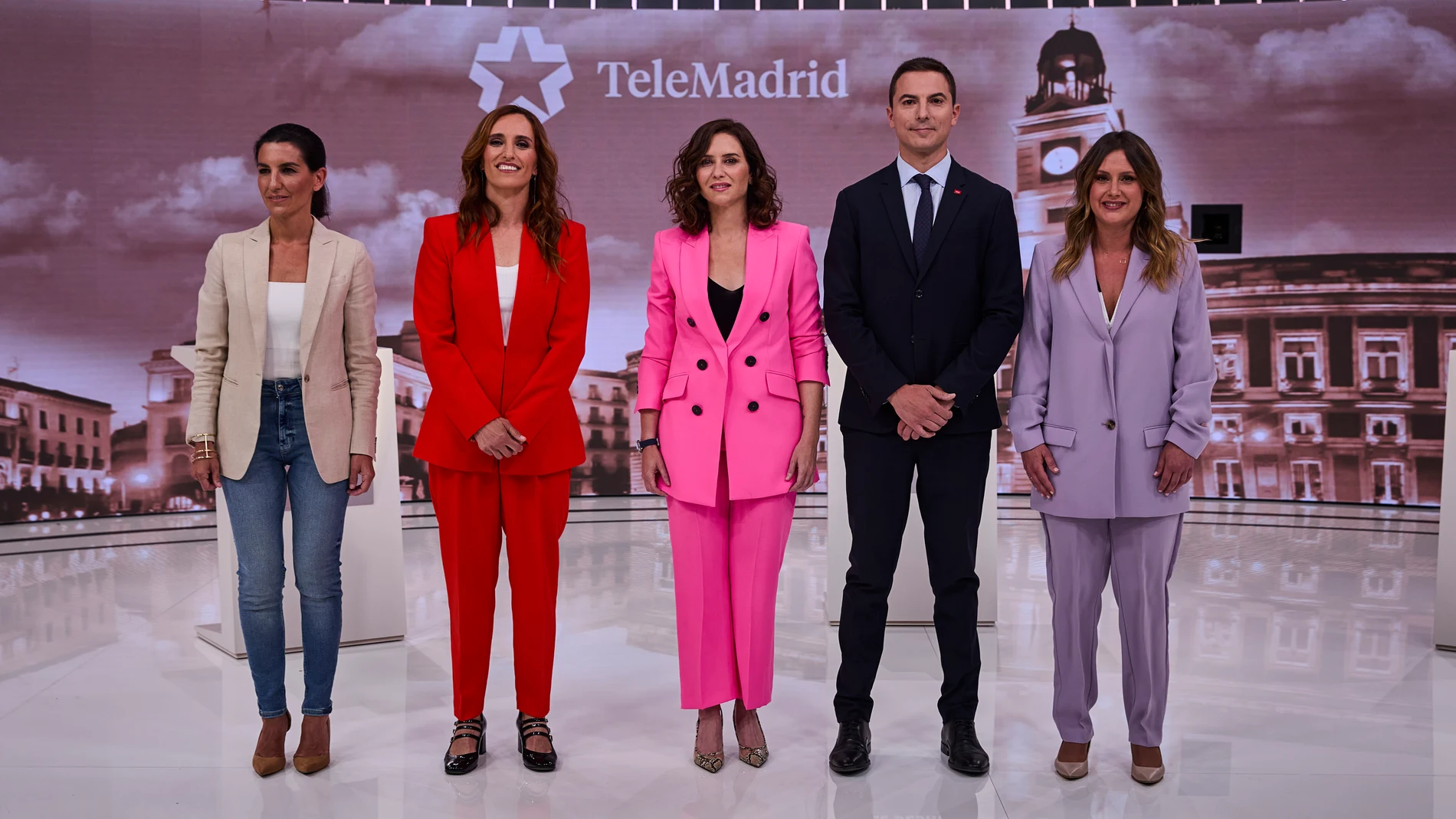 Debate de cinco de los candidatos a la presidencia de la Comunidad madrileña en la sede de Telemadrid.