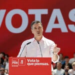 El secretario general del PSOE y presidente del Gobierno, Pedro Sánchez, participa en su tercer acto de partido este mes en la Comunitat Valenciana
