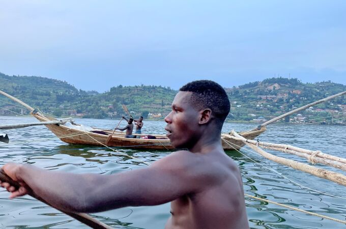 Pescador del lago Kivu.