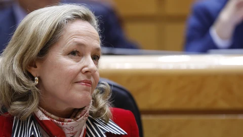 Nadia Calviño en sesión de control al Gobierno en el Senado