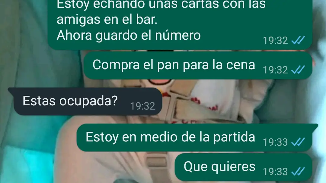 Ejemplo de conversación real que mantuvo un estafador con un usuario.