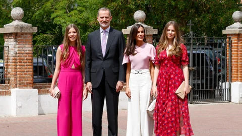 La Familia Real en la confirmación de la infanta Sofía