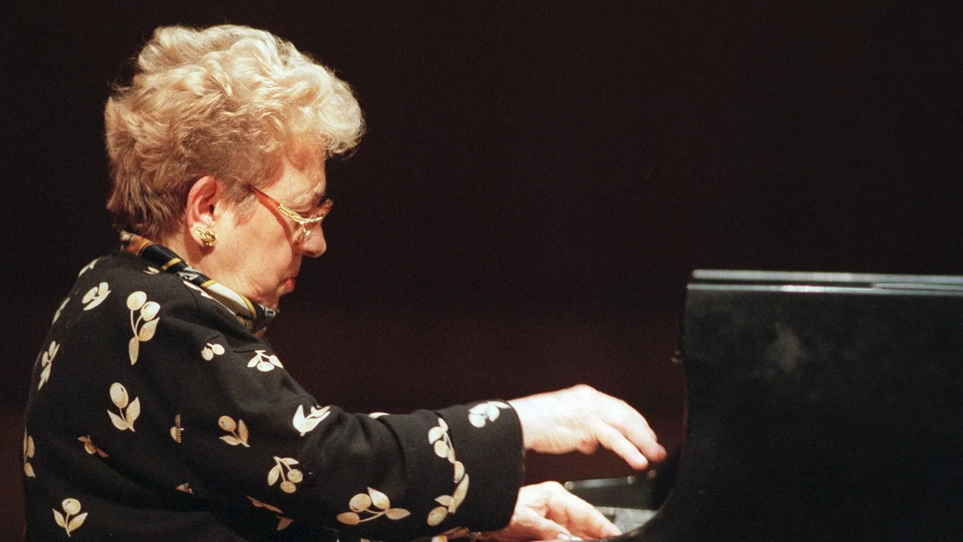 Fotografia de archivo tomada el 13 de septiembre de 1996 de la pianista Alicia de Larrocha