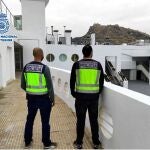 Alicante.- Sucesos.- Tres detenidos por golpear y robar las joyas y tarjetas a un hombre con la técnica del mataleón