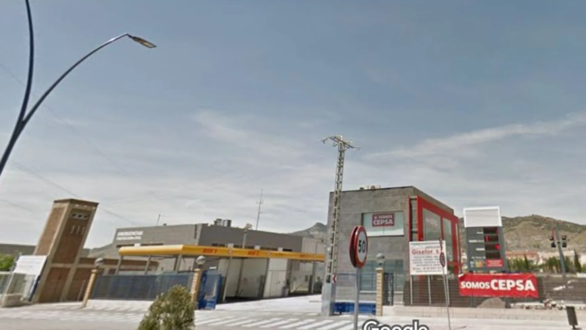 Muere un hombre desangrado en una gasolinera de Lorca (Murcia)