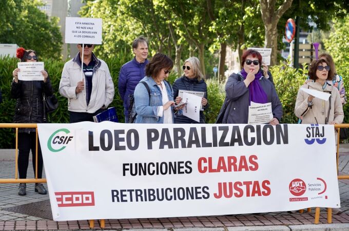 Los funcionarios de Justicia reciben con pitos a la ministra Llop en Valladolid