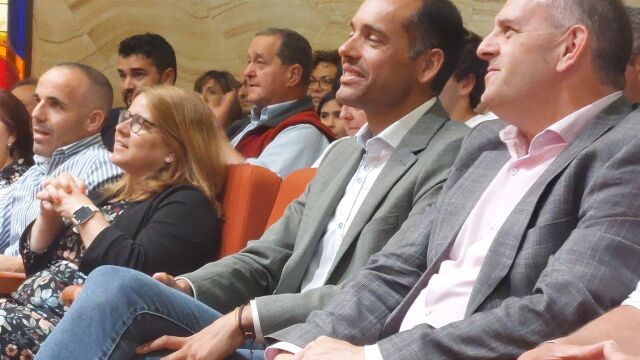 El alcalde del Real Sitio de San Ildefonso, Samuel Alonso, junto a José Luis Aceves en un acto del PSOE