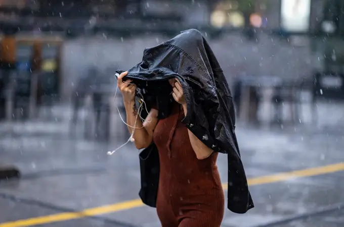 Alerta amarilla en Madrid: las lluvias continuarán este martes en toda la región