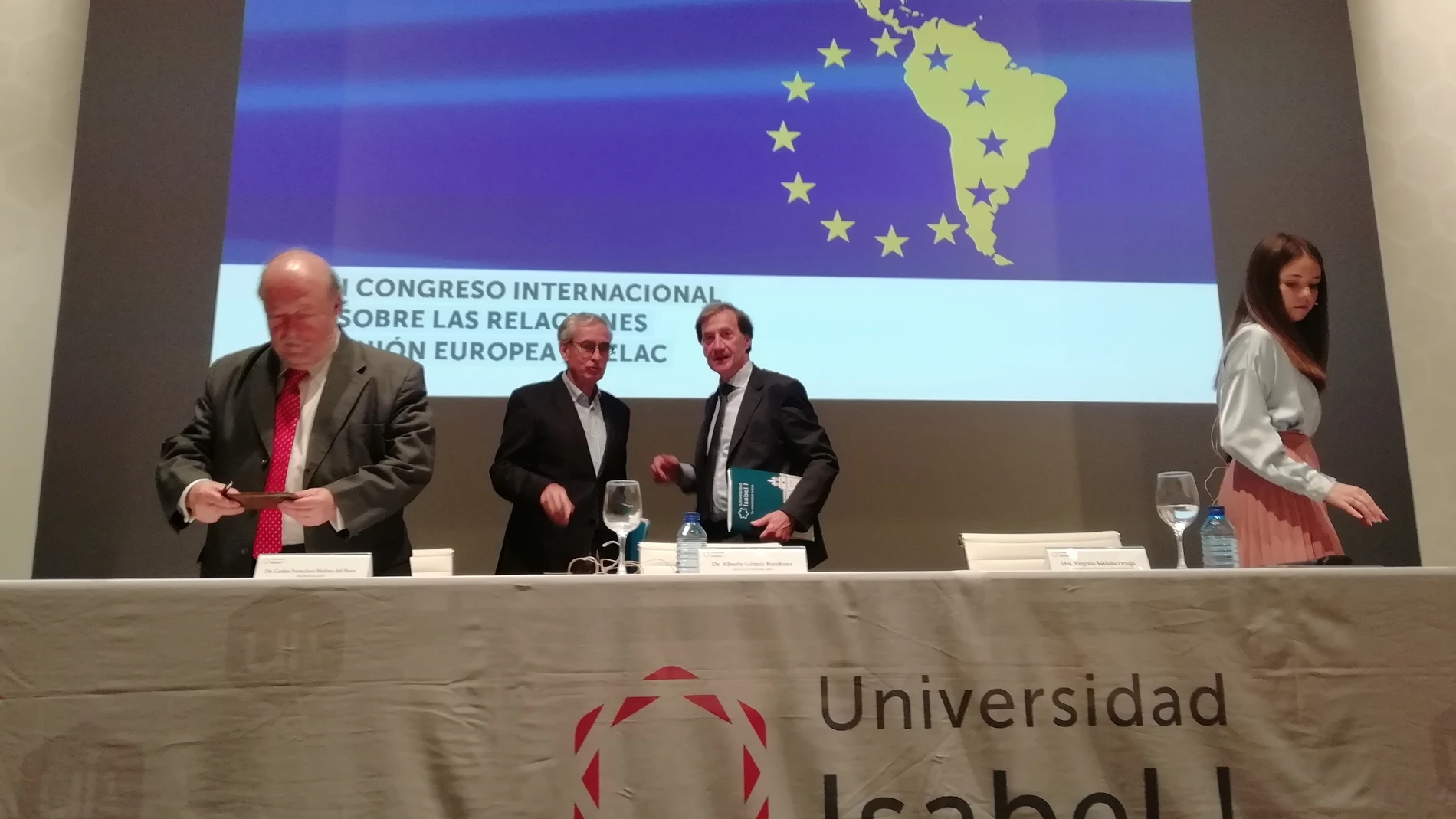 Congreso internacional celebrado en la Universidad Isabel I