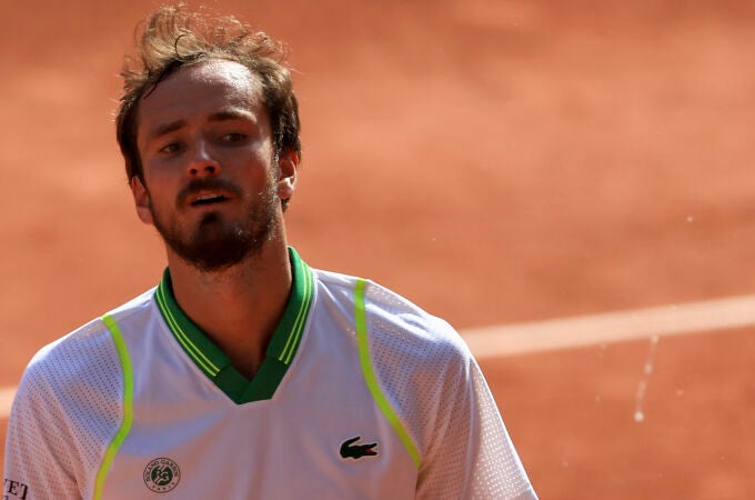 Medvedev pierde en Roland Garros y estalla: 