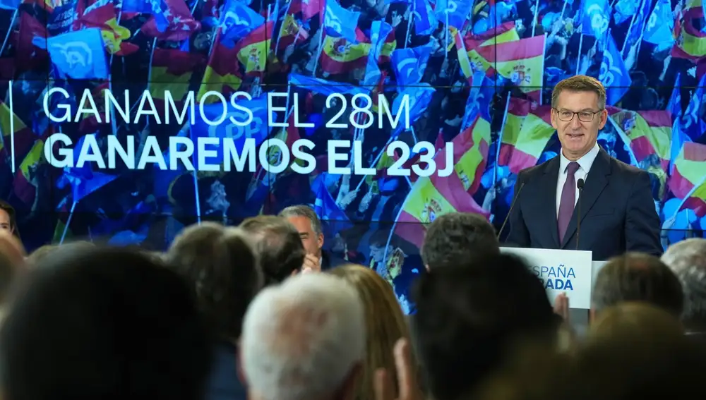 El líder del PP, Alberto Núñez Feijóo durante su intervención ante la Junta Directiva Nacional