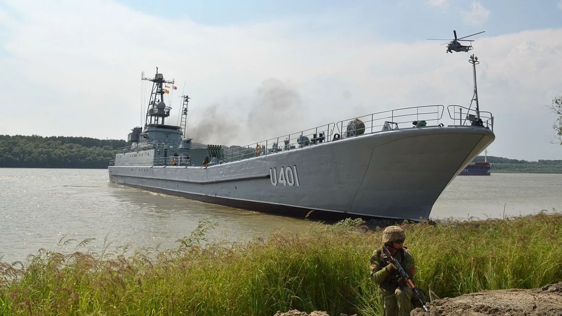 El buque de la Armada rusa Yuriy Olefirenko
