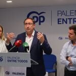 Polanco atiende a la prensa para explicar sus intenciones para intentar ser alcalde de Palencia