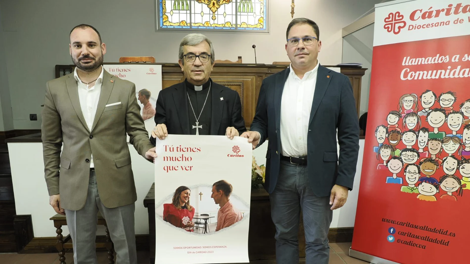 Luis Argüello, Colinas y Boelhoff presentan la Memoria de Cáritas Valladolid 2022