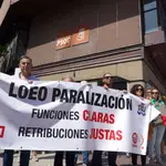 Cacerolada ante el PSOE de Valladolid de los funcionarios de Justicia
