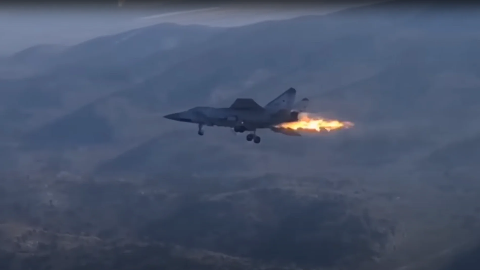 El vídeo con los últimos instantes de un MiG-31 ruso antes de estrellarse