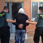 Detienen a un hombre de 38 años que atracó una estación de servicio en Benavente (Zamora)