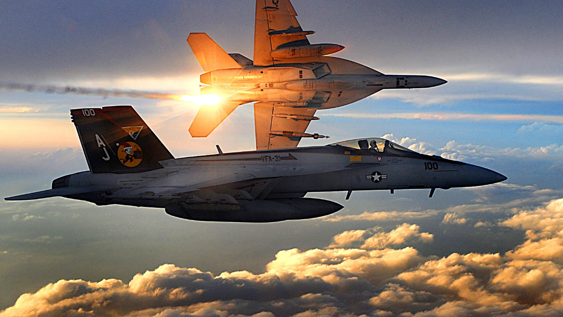 Dos F/A-18 Super Hornet del Escuadrón de Caza y Ataque 31 de la Armada estadounidense