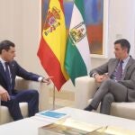 Moreno pide por carta a Pedro Sánchez que "cese la campaña de acoso" del Gobierno al sector de los frutos rojos