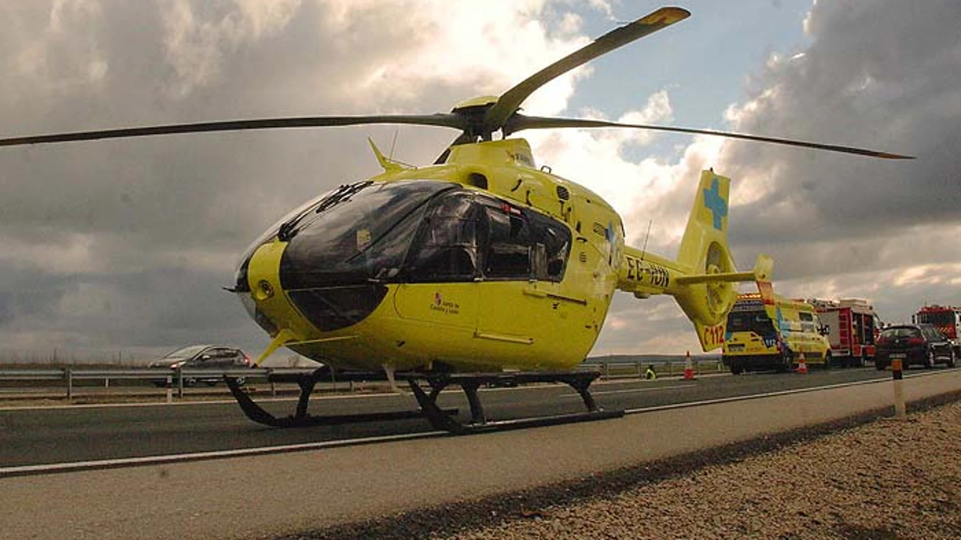 La mujer ha sido trasladada en helicóptero al hospital de Salamanca