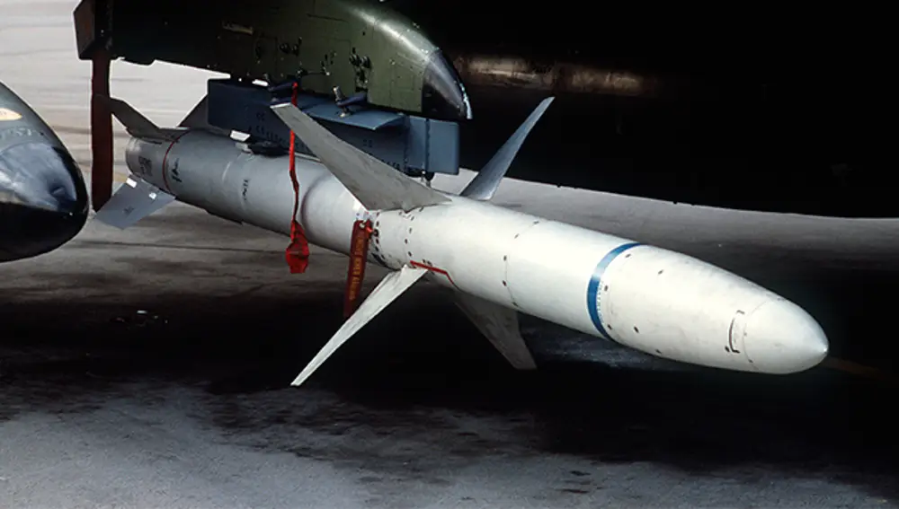 Misil AGM-88 HARM en un F-4G Phantom II.