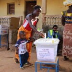 Cabo Verde.- La oposición liderada por el PAIGCV se hace con la mayoría absoluta en las parlamentarias de Guinea Bissau
