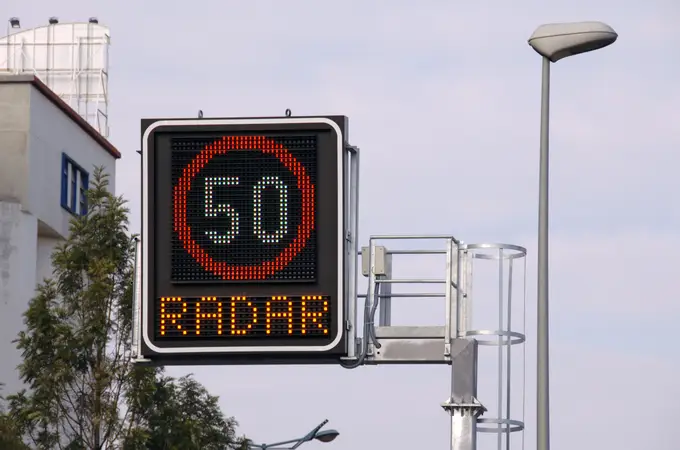Barcelona estrena hoy por sorpresa 28 nuevos radares