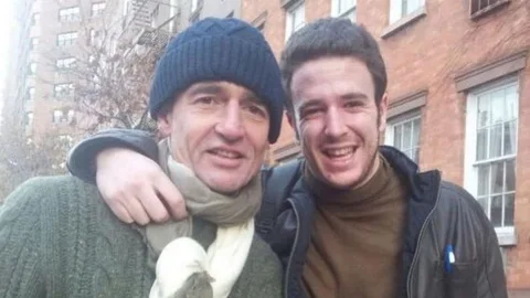 Alessandro Lequio con su hijo Aless