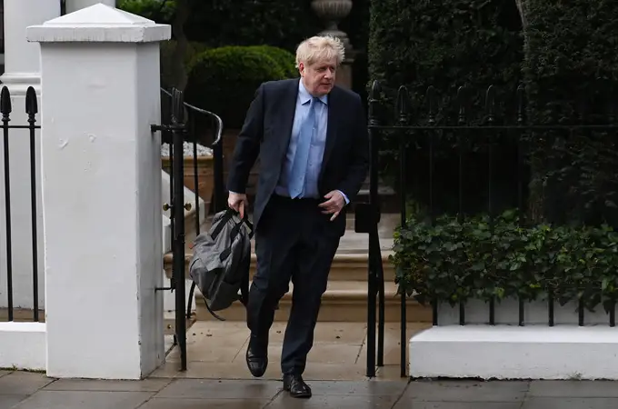 Westminster humilla a Johnson por mentir en el 