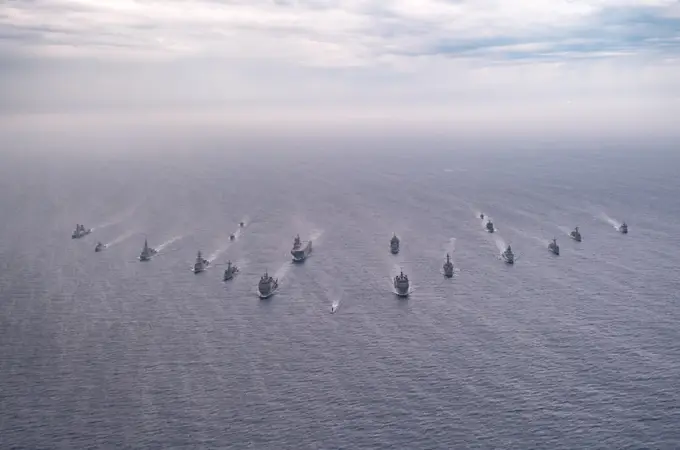 La Armada española muestra su poder de combate y fortaleza exhibiendo músculo en el Mediterráneo