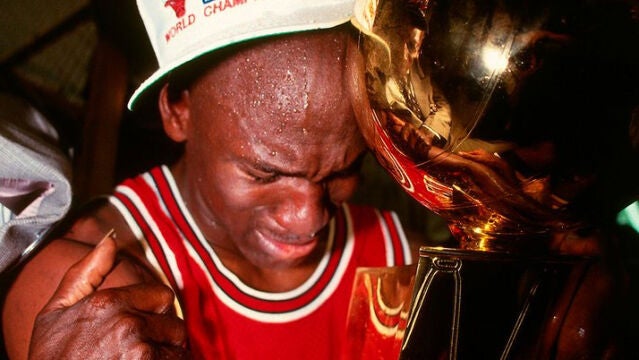 Los Chicago Bulls de Michael Jordan ganaban su primer anillo un 12/06/1991. 