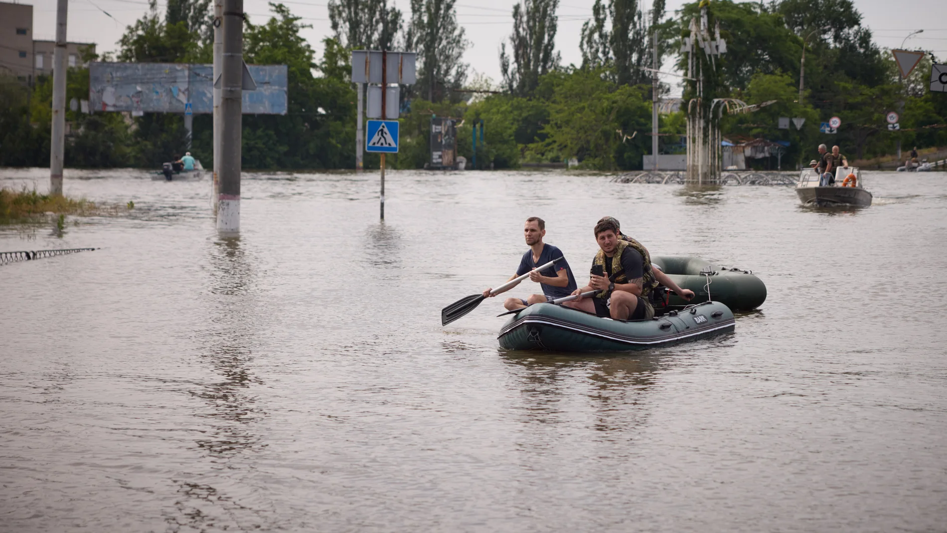 Ucrania.- Ascienden a 77 los heridos por las inundaciones en Jersón, Ucrania, según autoridades prorrusas